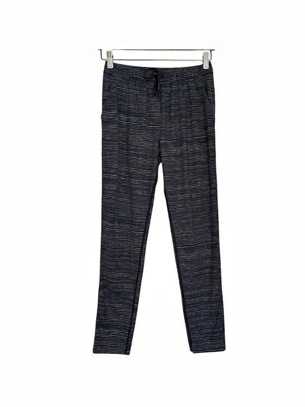 Lululemon Jogger Pants Women’s Size 2 Drawstring Gray Striped Hiking Athleisure